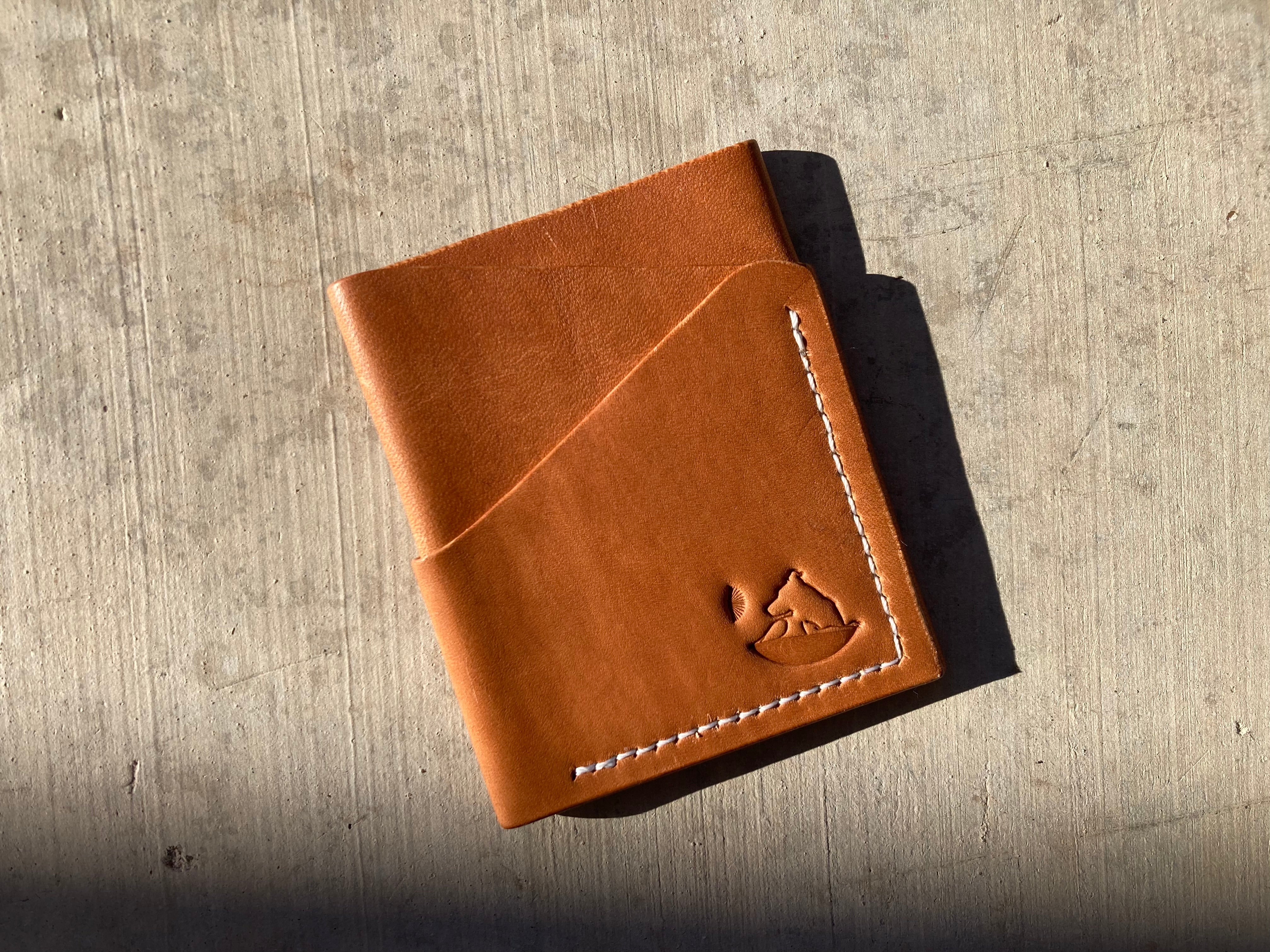 The Spruce - Minimalist wallet online in Spanish Brown